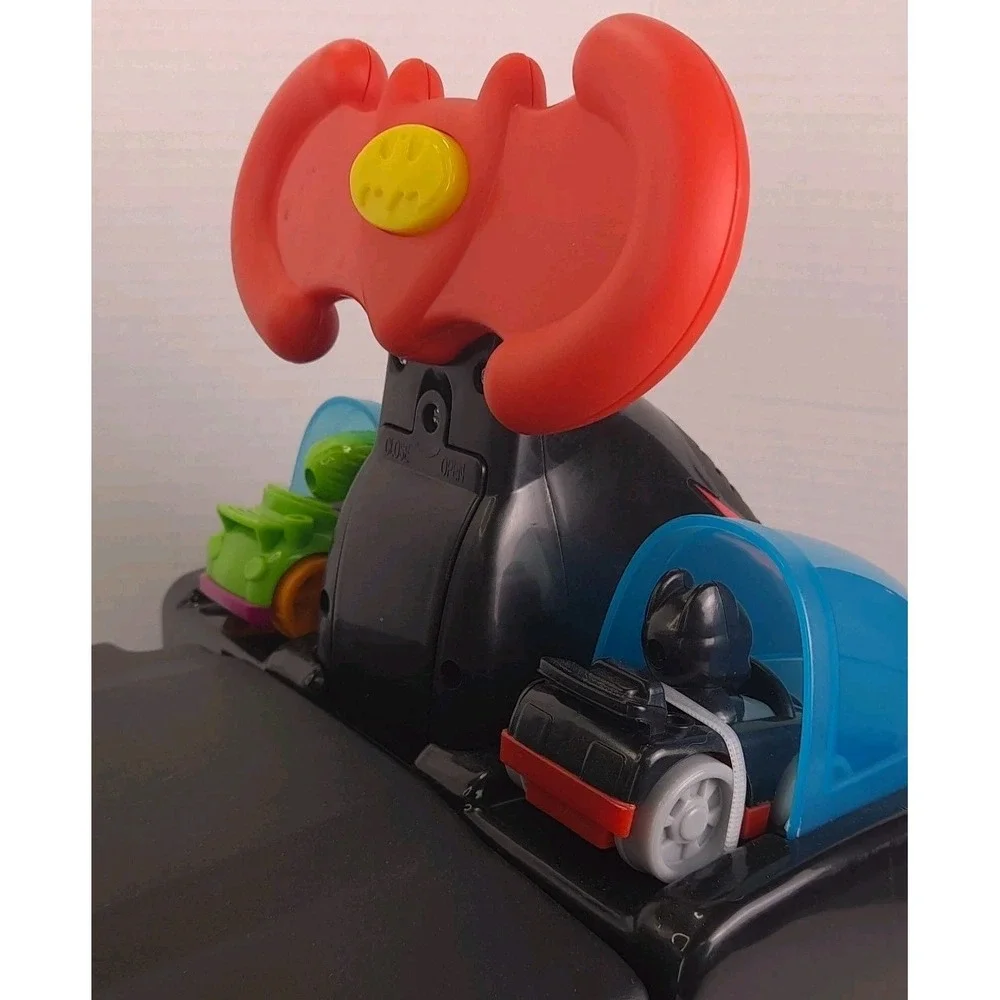 Fisher Price Little‎ People Batman Wheelies Ride On Toddler To Preschool New
